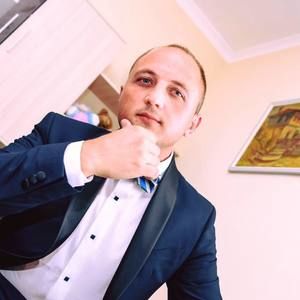 Meet your Posher, Alexandar